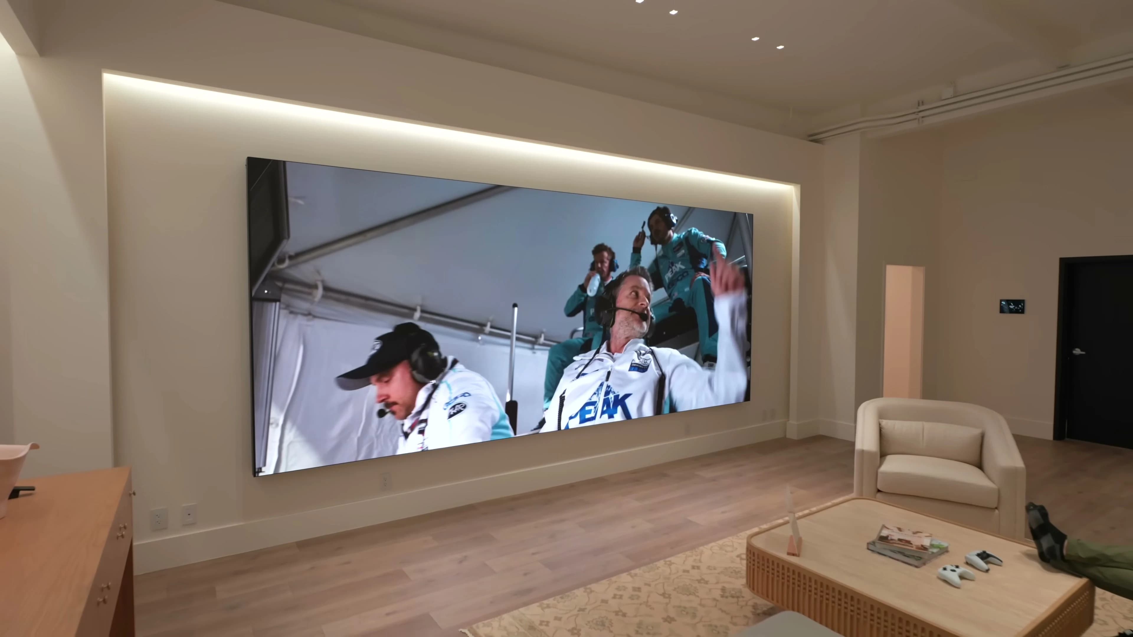 16:9 Just Video Walls display with multiview in Unified’s conference dining vignette
