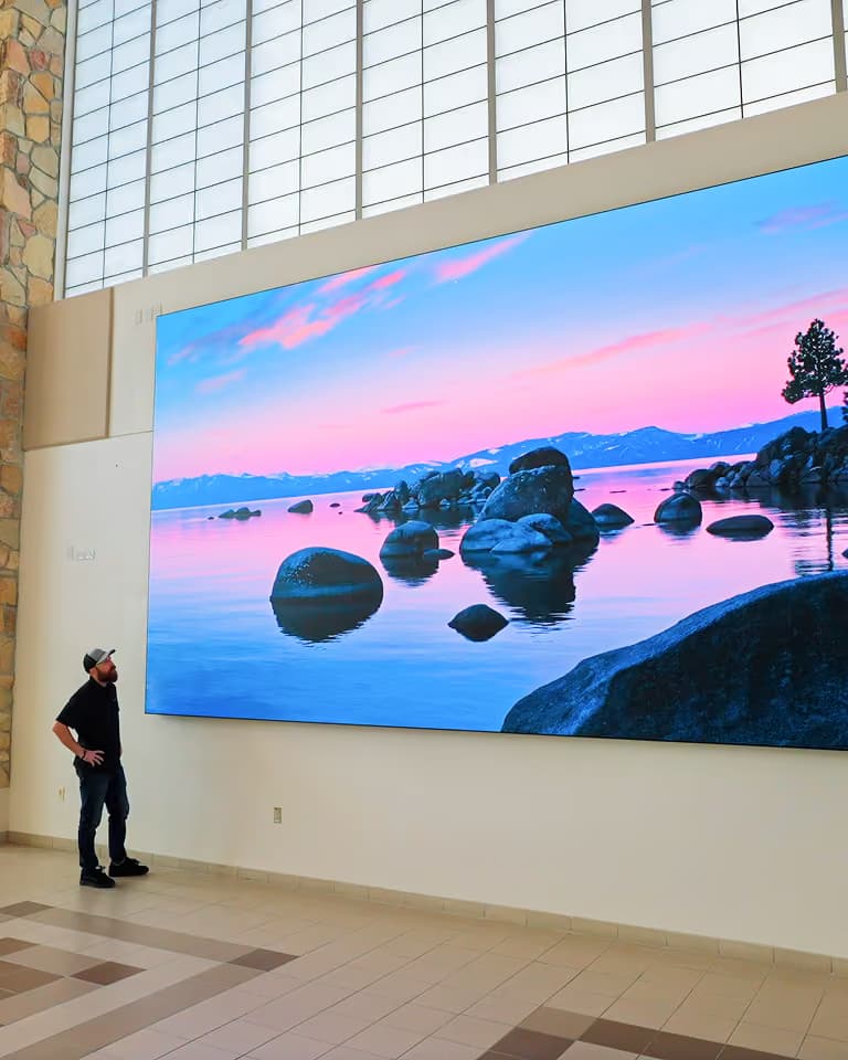 A bright room with a MicroLED wall