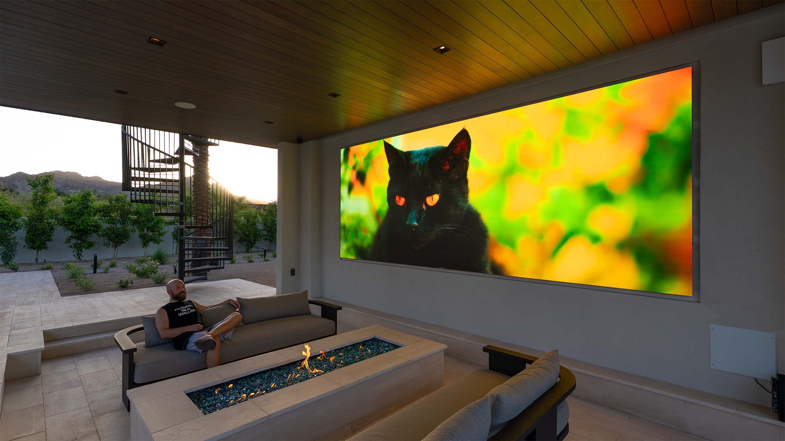 Outdoor MicroLED video wall